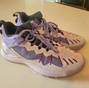 Adidas D Rose “Son of Chi” Purple Basketball Shoes, size 9.5